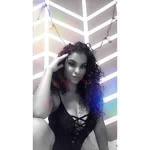 Meet your Posher, Jobeth